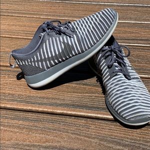 Ladies Nike Roshe Running shoes - used as leisure